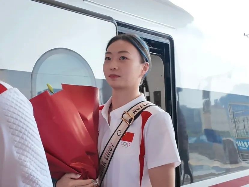 关于莎拉波娃迎来二十赛季出色发挥，法国队观众热烈欢呼！比赛高潮迭起的信息-开云移动